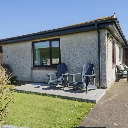Holiday home Seaspray